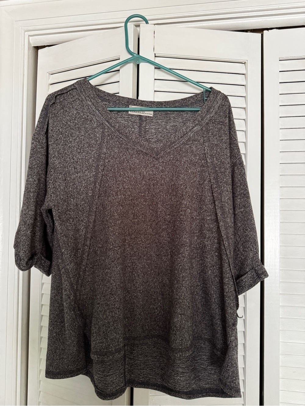 Caslon Heather Charcoal V-Neck Relaxed Pullover